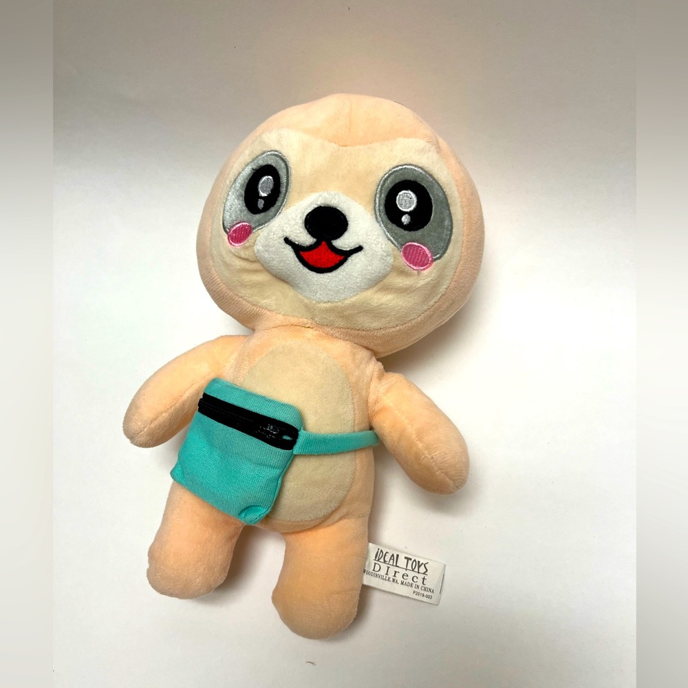 ♥️ FREE with any purchase 🙏🏽 Fun Express 🧡💚 Mini Plush Sloth with Fanny Pack